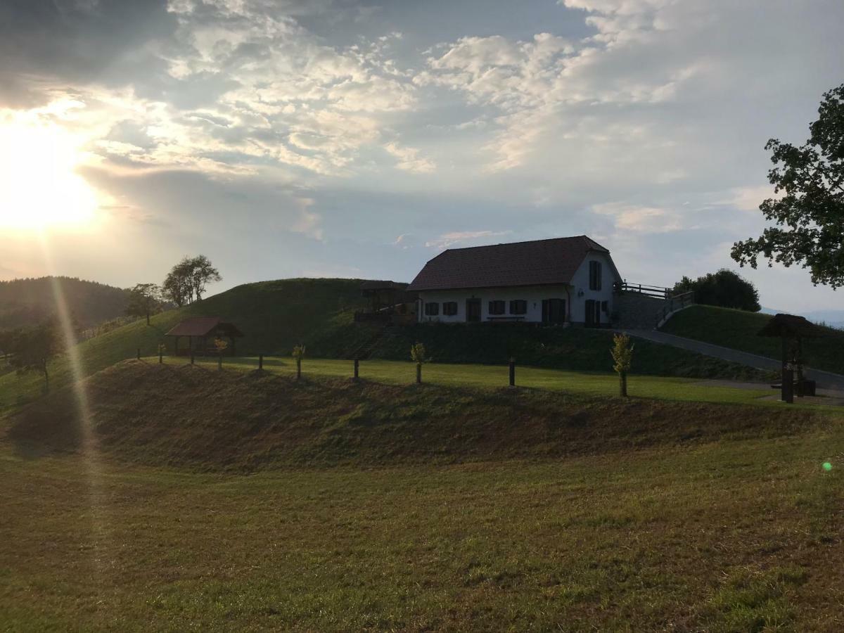 فيلا Storeفي Tourist Farm Artisek المظهر الخارجي الصورة